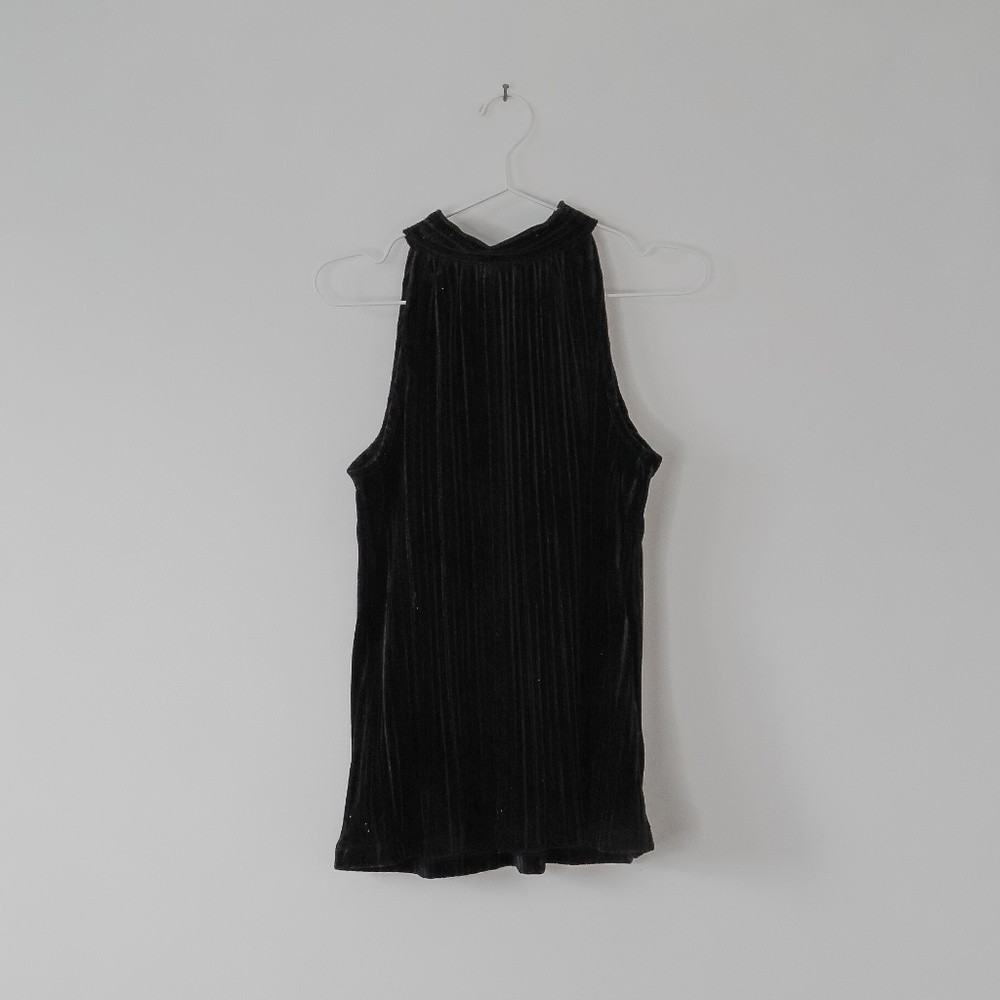 Highneck Black Velvet Sleeveless Top